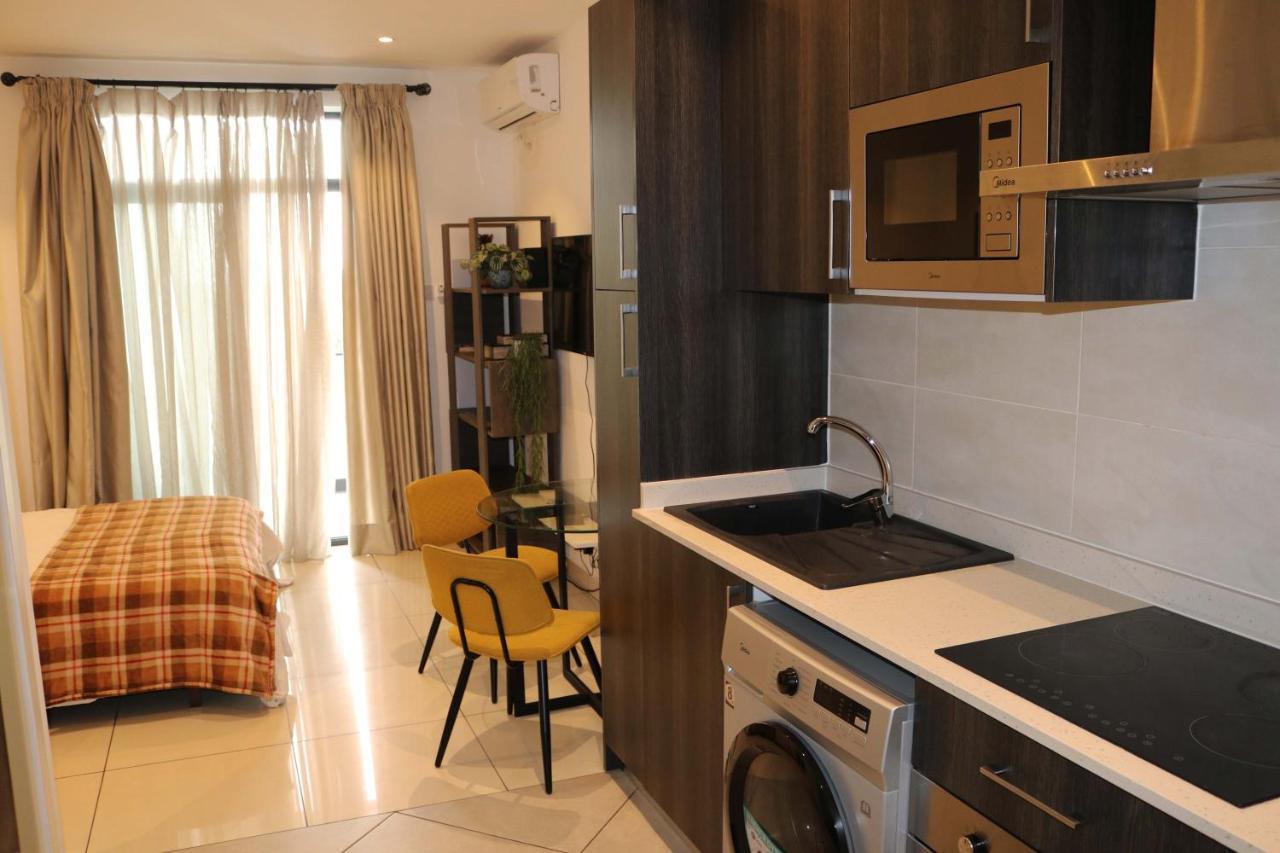 Apartments Gh - Accra - Cantonments - Embassy Gardens ภายนอก รูปภาพ